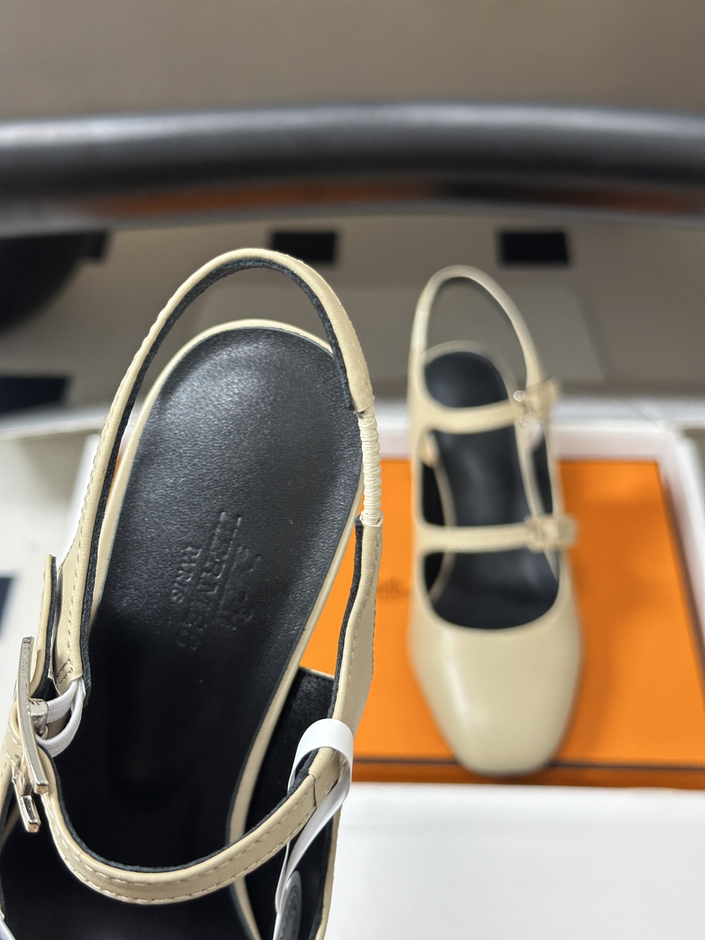 顶级品质（配高档飞机盒✈️） Hermes 爱马仕🐎 H家26s早秋新款 Jackie系列H扣玛丽珍鞋H字母钻扣二带后空