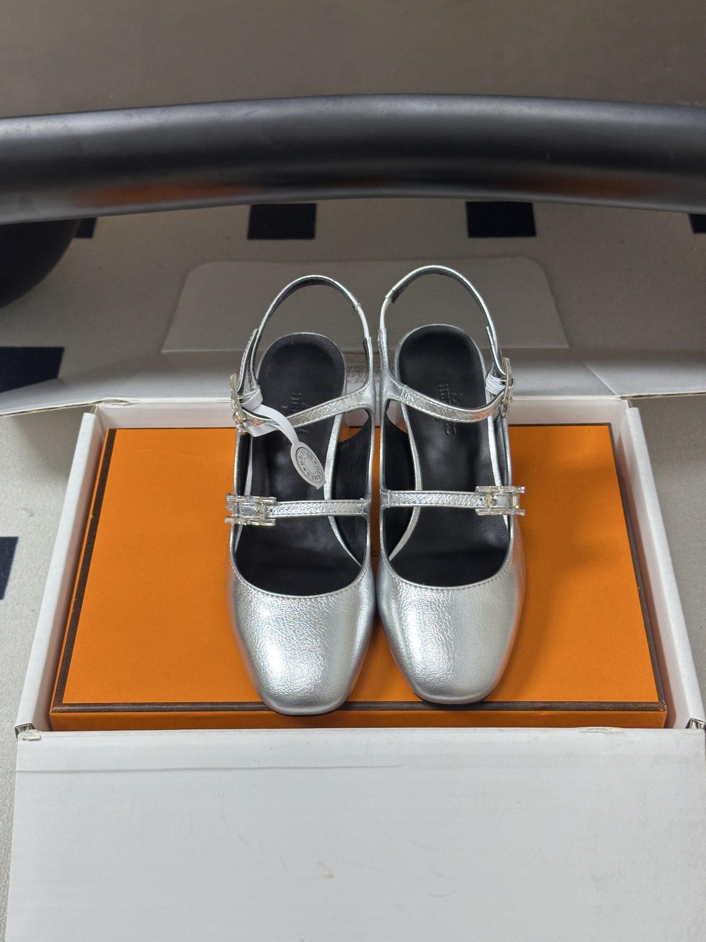 顶级品质（配高档飞机盒✈️） Hermes 爱马仕🐎 H家26s早秋新款 Jackie系列H扣玛丽珍鞋H字母钻扣二带后空