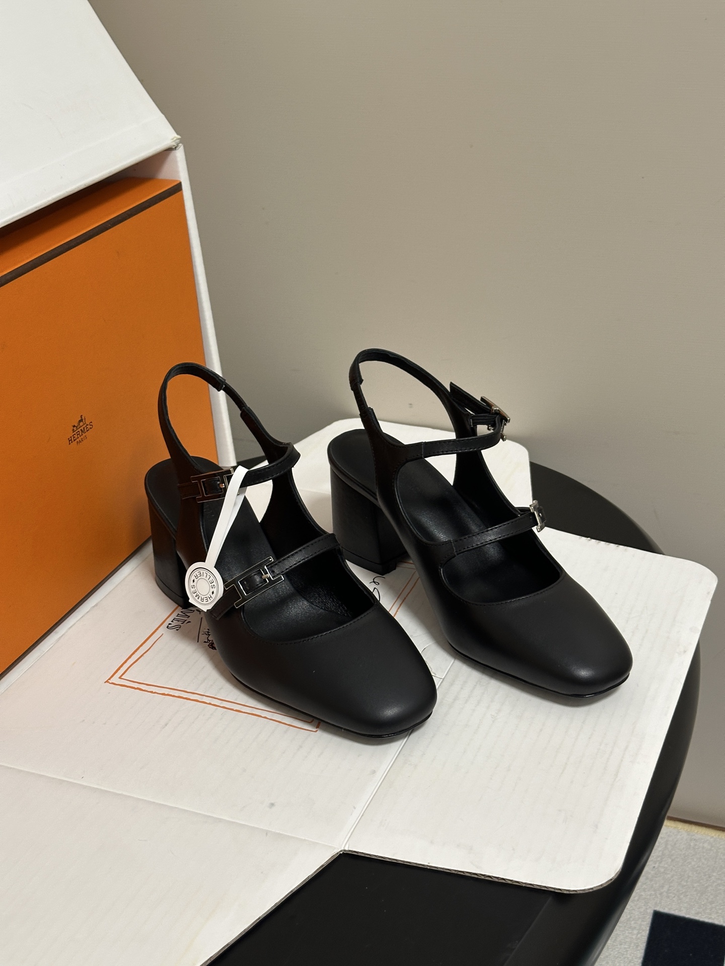 顶级品质（配高档飞机盒✈️） Hermes 爱马仕🐎 H家26s早秋新款 Jackie系列H扣玛丽珍鞋H字母钻扣二带后空
