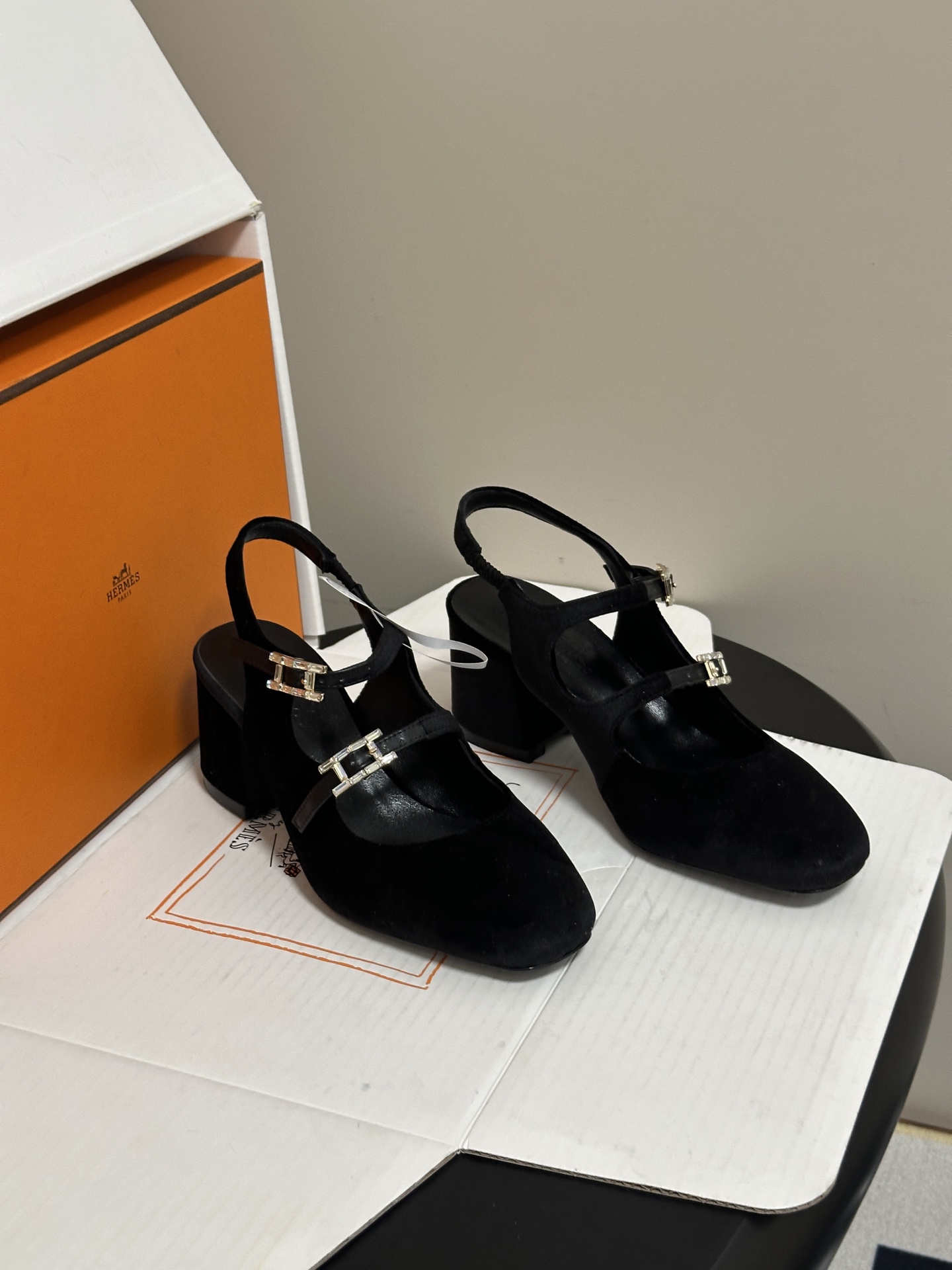 顶级品质（配高档飞机盒✈️） Hermes 爱马仕🐎 H家26s早秋新款 Jackie系列H扣玛丽珍鞋H字母钻扣二带后空