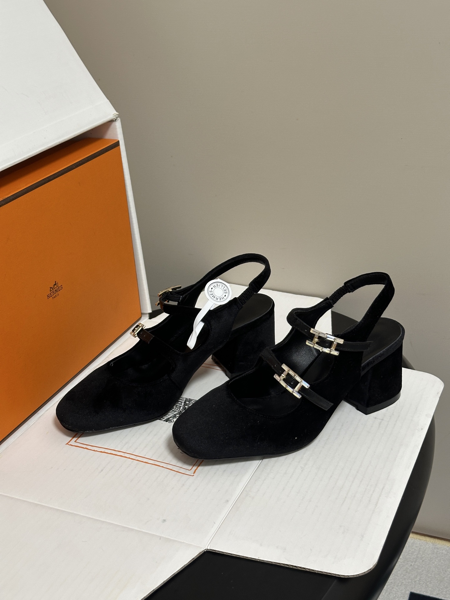 顶级品质（配高档飞机盒✈️） Hermes 爱马仕🐎 H家26s早秋新款 Jackie系列H扣玛丽珍鞋H字母钻扣二带后空
