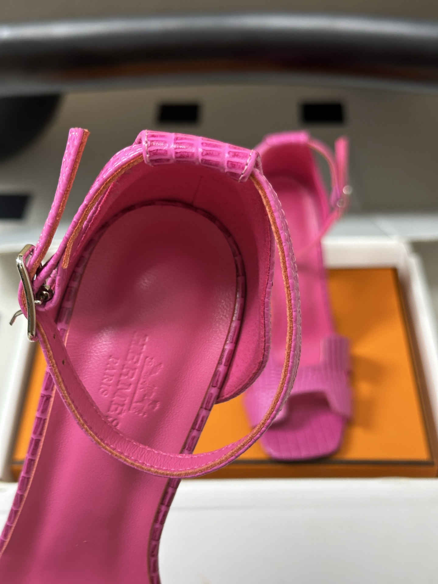 顶级品质（配高档飞机盒✈️） Hermes 爱马仕🐎 Joy 蛇纹皮凉鞋系列 H家细跟凉鞋经典H鞋面高跟凉鞋 高跟凉鞋，