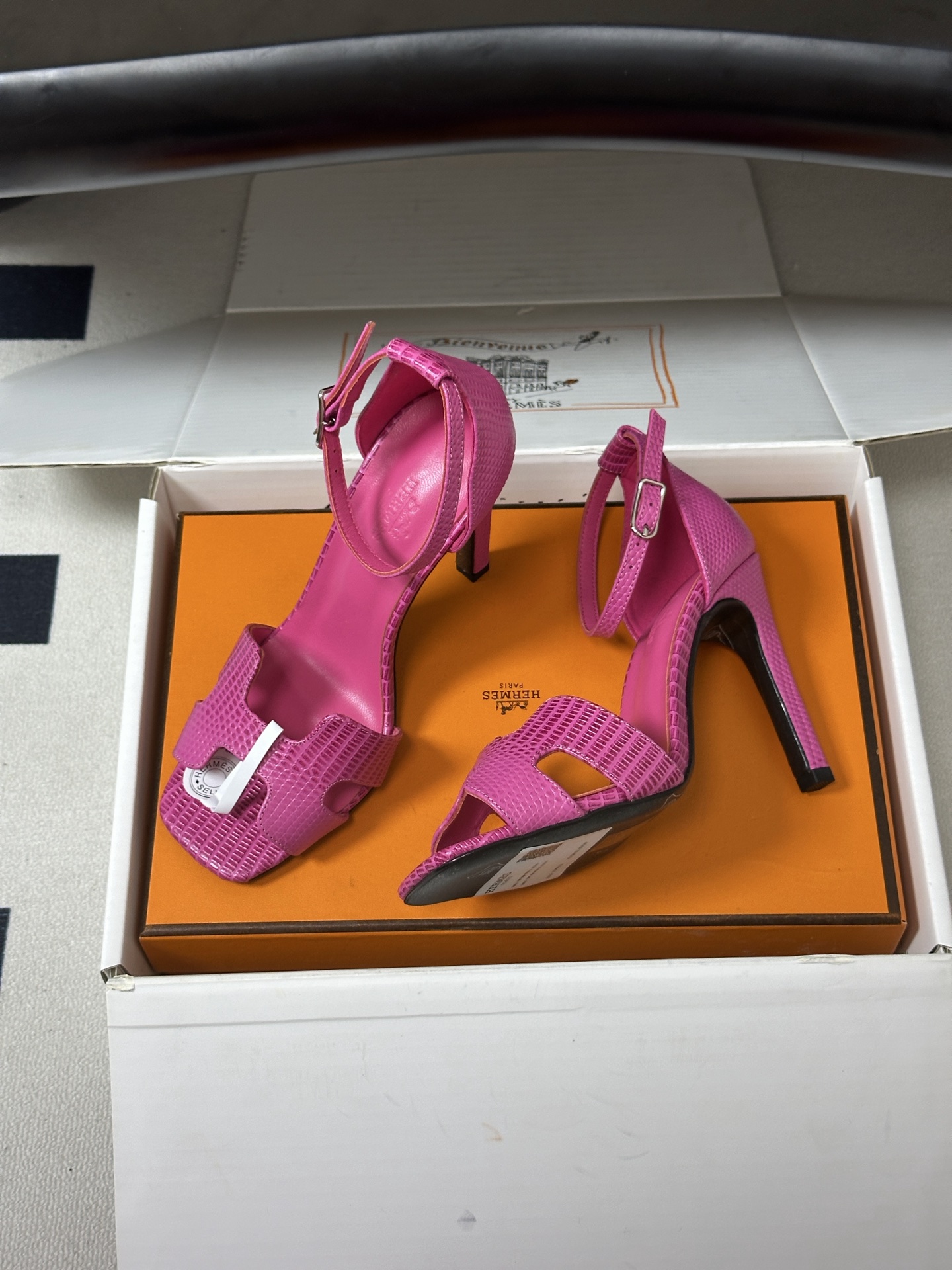 顶级品质（配高档飞机盒✈️） Hermes 爱马仕🐎 Joy 蛇纹皮凉鞋系列 H家细跟凉鞋经典H鞋面高跟凉鞋 高跟凉鞋，