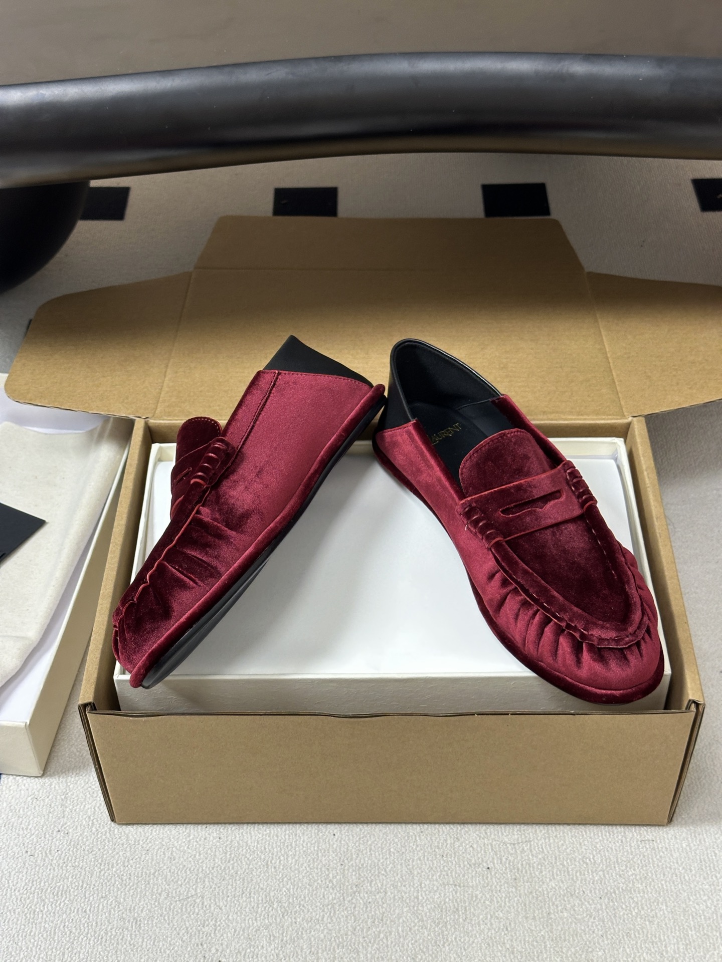 顶级品质 Saint Laurent 圣罗兰fw26 new arrival～  YSL LE LOAFER 踩跟懒人鞋