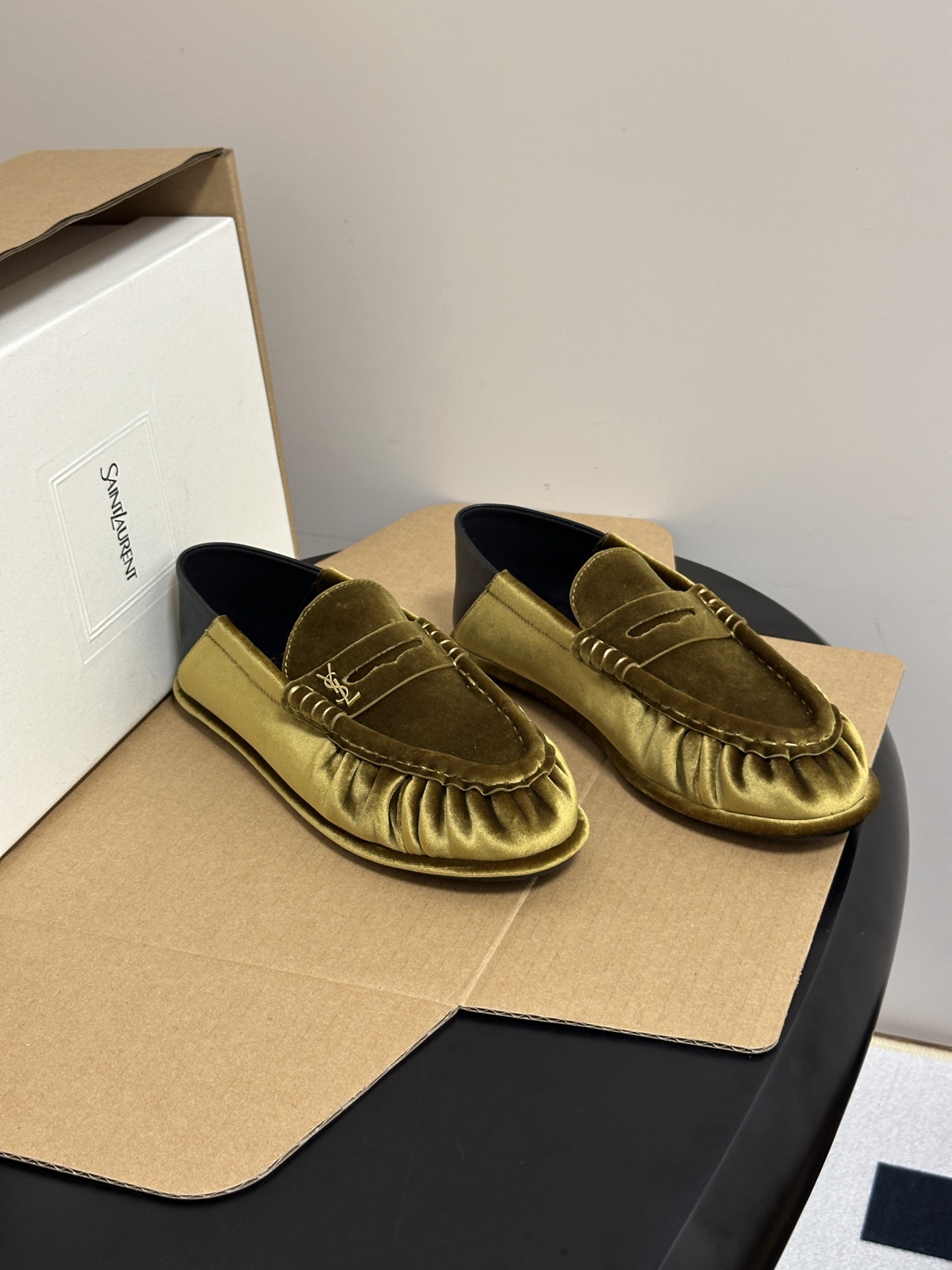 顶级品质 Saint Laurent 圣罗兰fw26 new arrival～  YSL LE LOAFER 踩跟懒人鞋