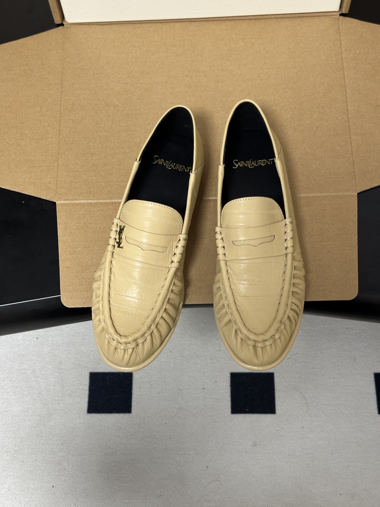 顶级品质 Saint Laurent 圣罗兰fw26 new arrival～  YSL LE LOAFER 踩跟懒人鞋