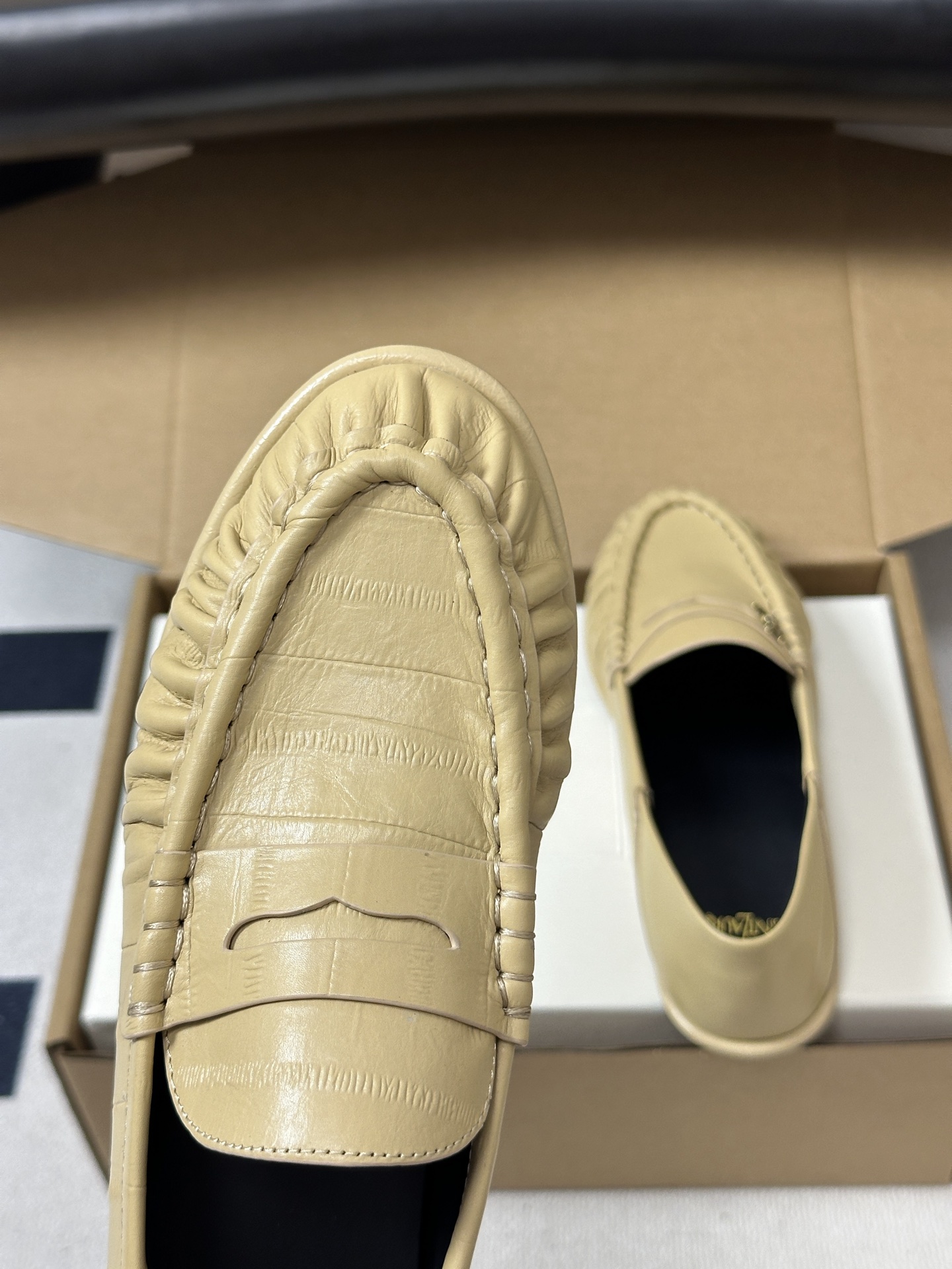 顶级品质 Saint Laurent 圣罗兰fw26 new arrival～  YSL LE LOAFER 踩跟懒人鞋