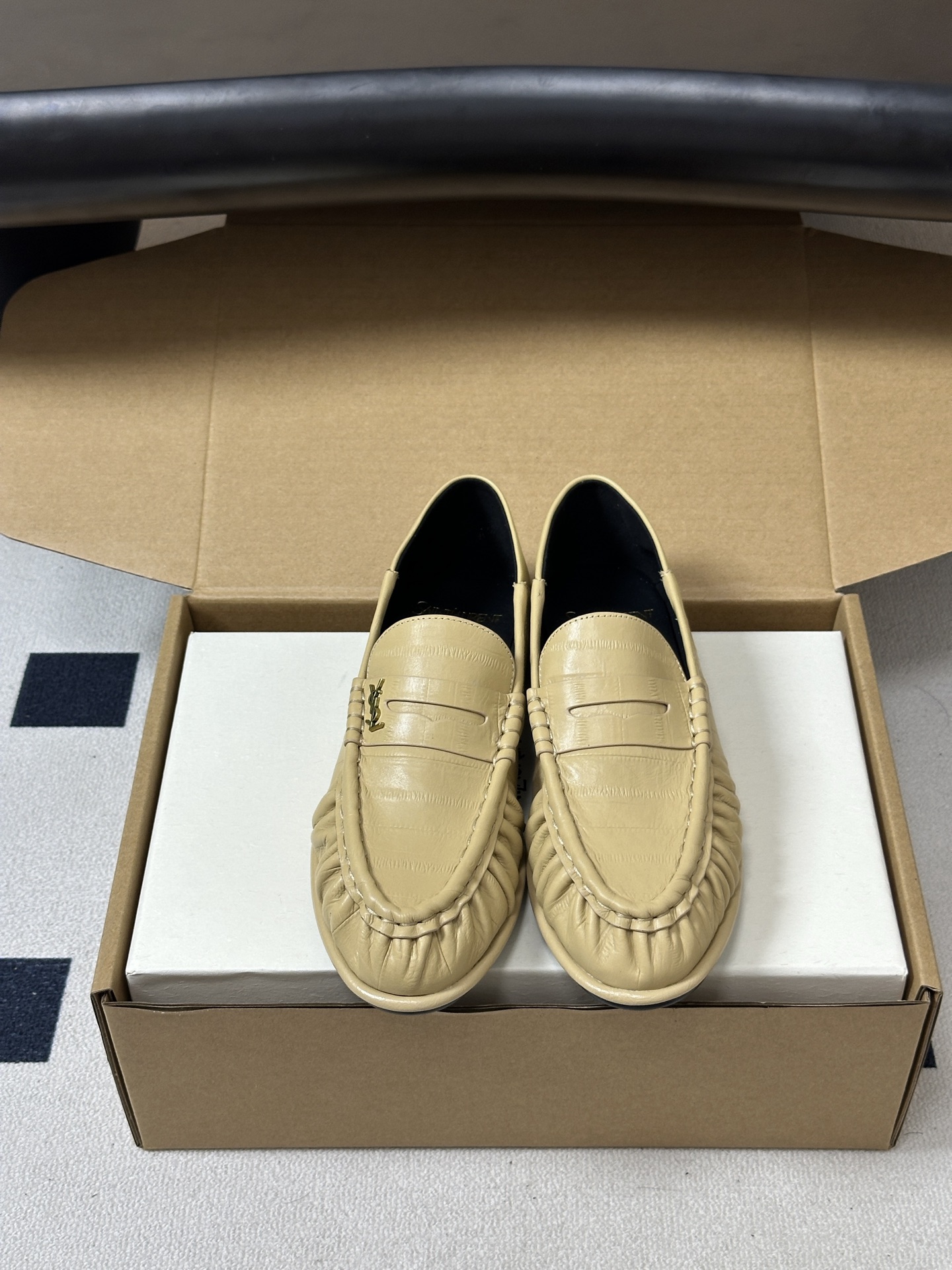 顶级品质 Saint Laurent 圣罗兰fw26 new arrival～  YSL LE LOAFER 踩跟懒人鞋