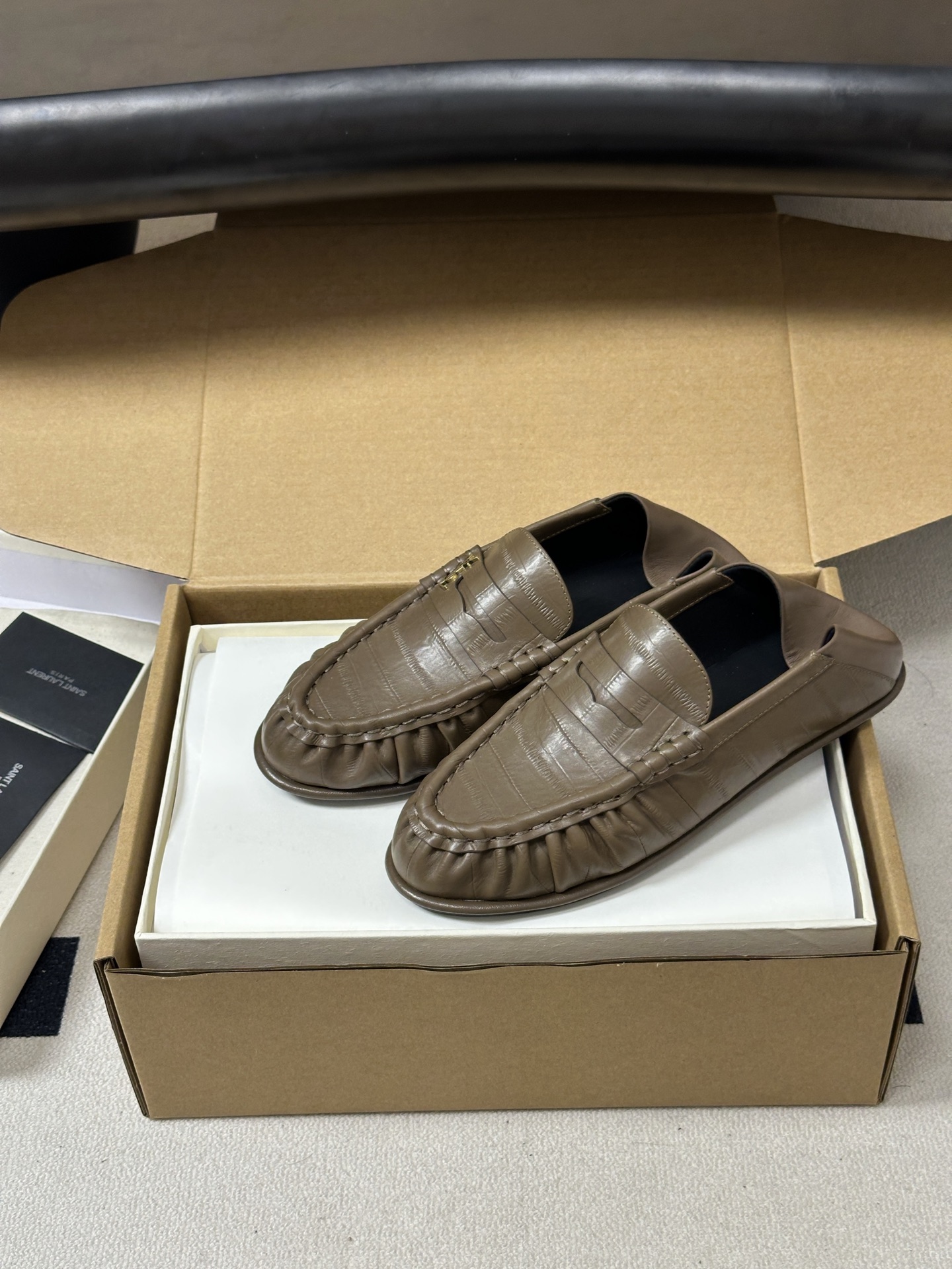 顶级品质 Saint Laurent 圣罗兰fw26 new arrival～  YSL LE LOAFER 踩跟懒人鞋