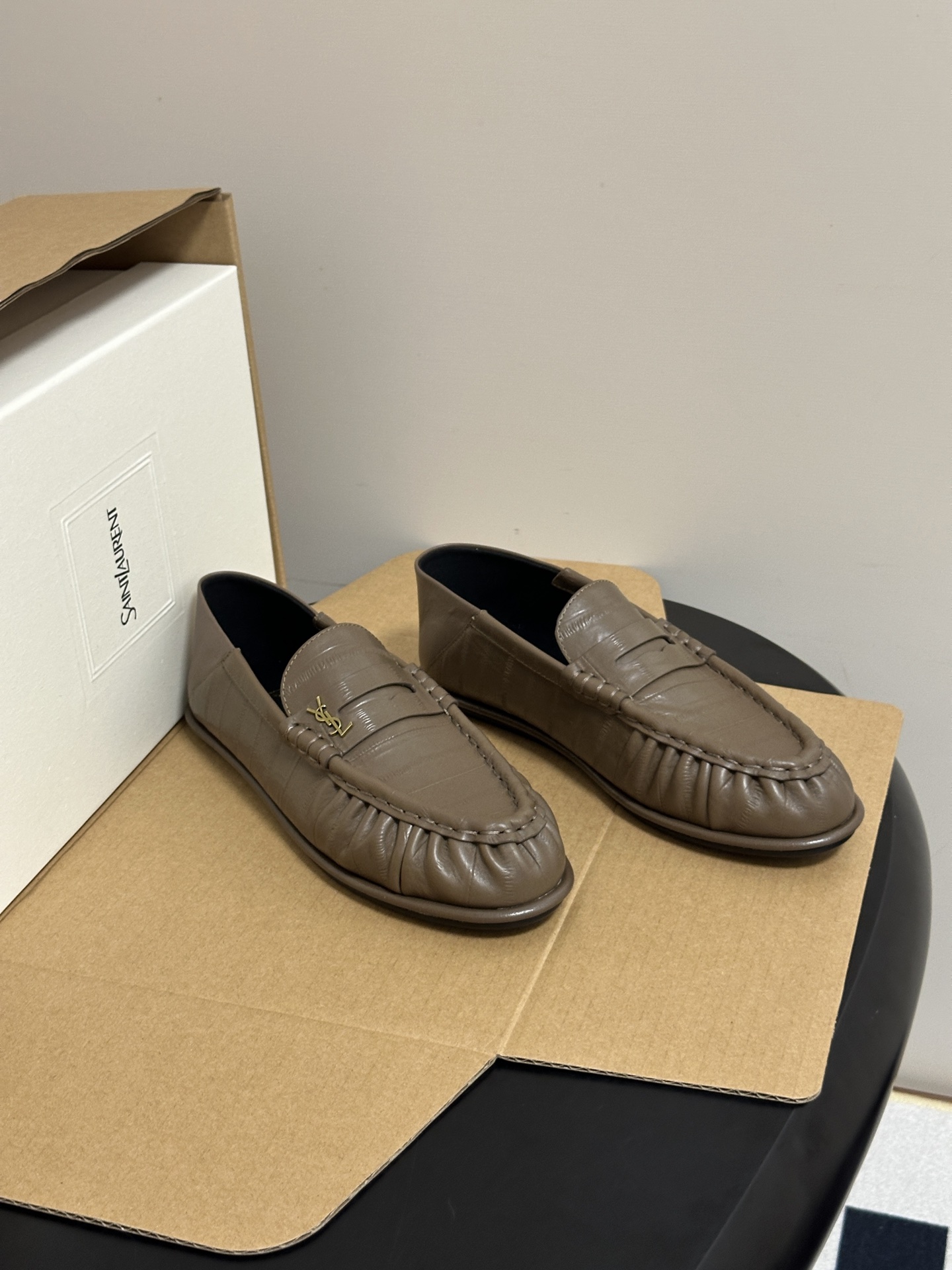 顶级品质 Saint Laurent 圣罗兰fw26 new arrival～  YSL LE LOAFER 踩跟懒人鞋