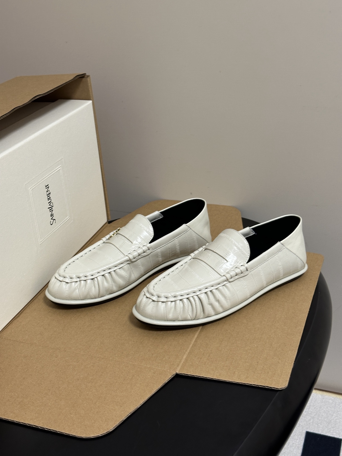 顶级品质 Saint Laurent 圣罗兰fw26 new arrival～  YSL LE LOAFER 踩跟懒人鞋