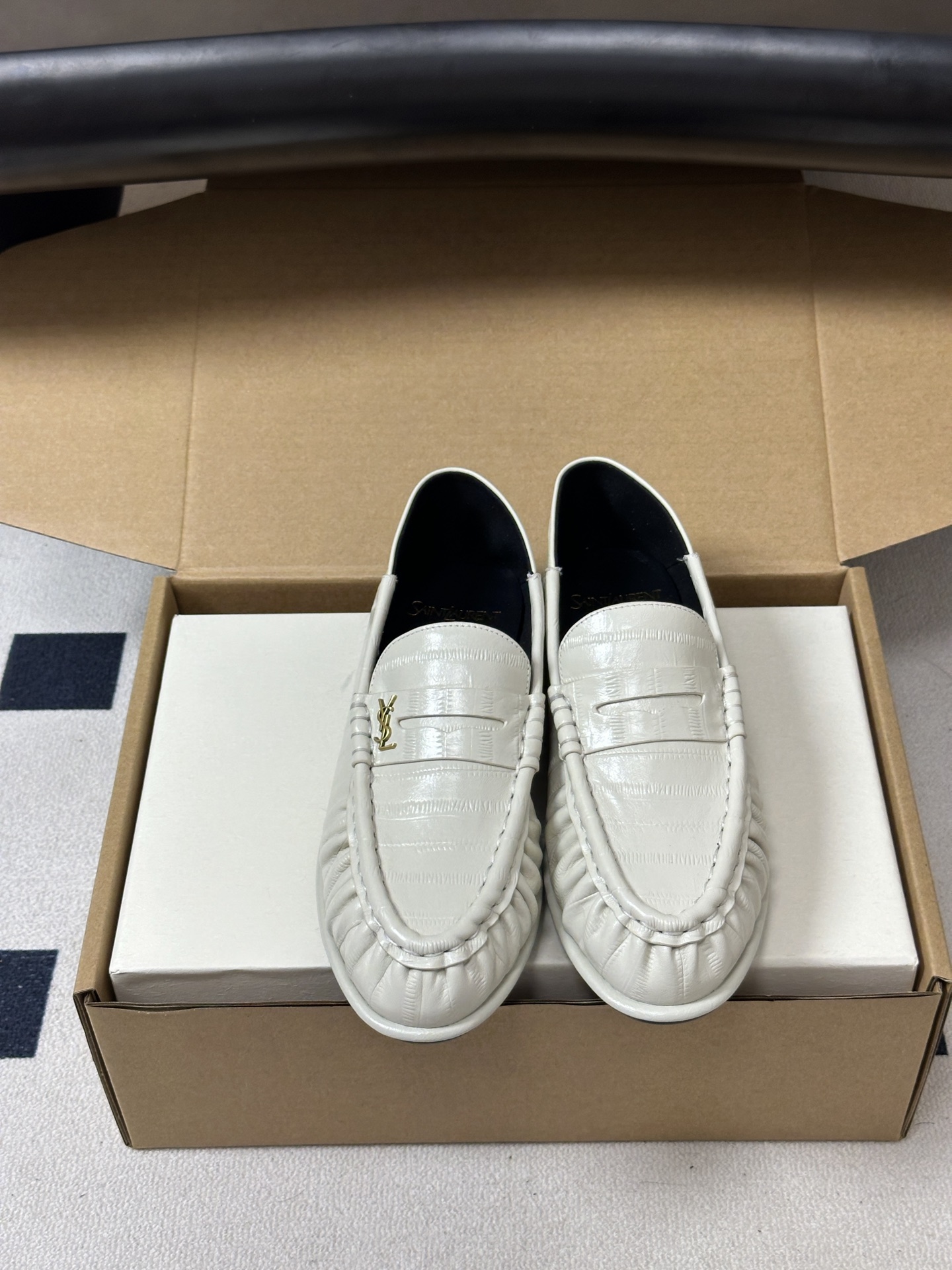顶级品质 Saint Laurent 圣罗兰fw26 new arrival～  YSL LE LOAFER 踩跟懒人鞋