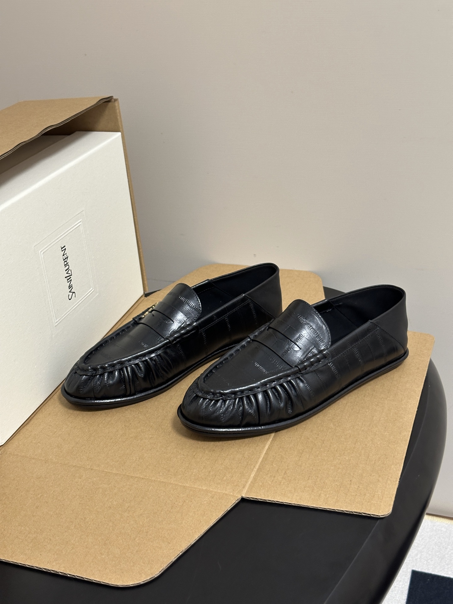 顶级品质 Saint Laurent 圣罗兰fw26 new arrival～  YSL LE LOAFER 踩跟懒人鞋
