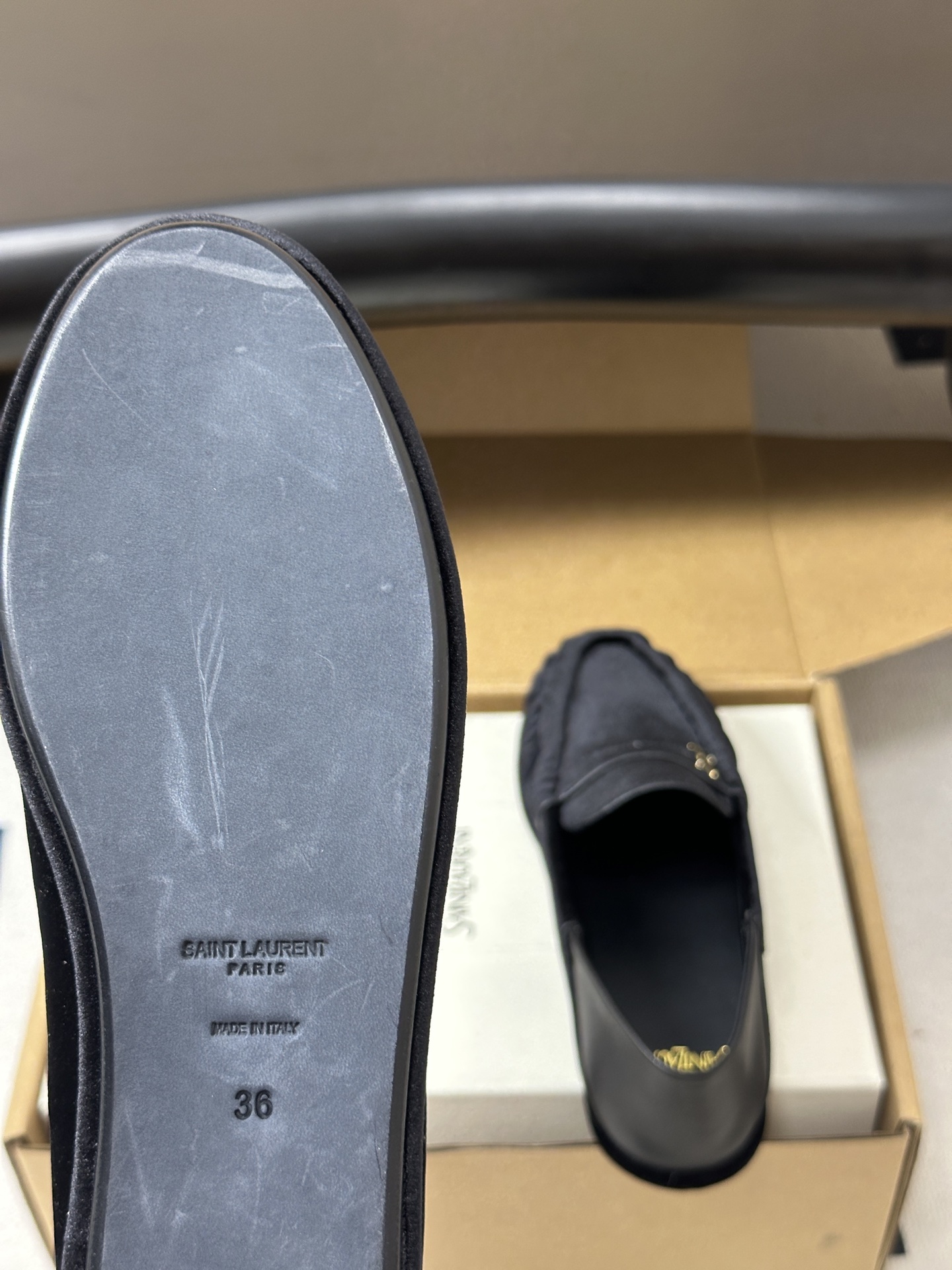 顶级品质 Saint Laurent 圣罗兰fw26 new arrival~ YSL LE LOAFER 踩跟懒人鞋 顶级品质 Saint Laurent 圣罗兰fw26 new arrival~ YSL LE LOAFER 踩跟懒人鞋