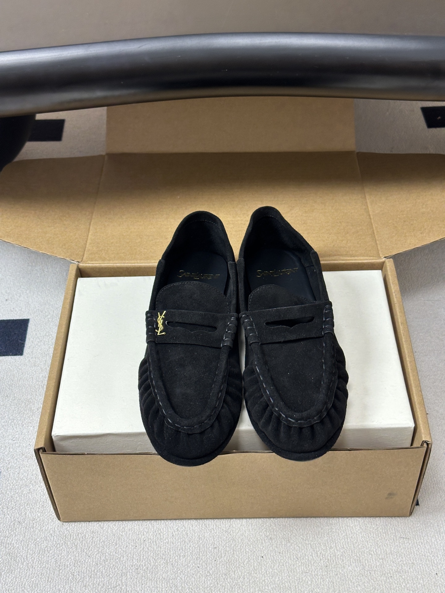 顶级品质 Saint Laurent 圣罗兰fw26 new arrival~ YSL LE LOAFER 踩跟懒人鞋 顶级品质 Saint Laurent 圣罗兰fw26 new arrival~ YSL LE LOAFER 踩跟懒人鞋