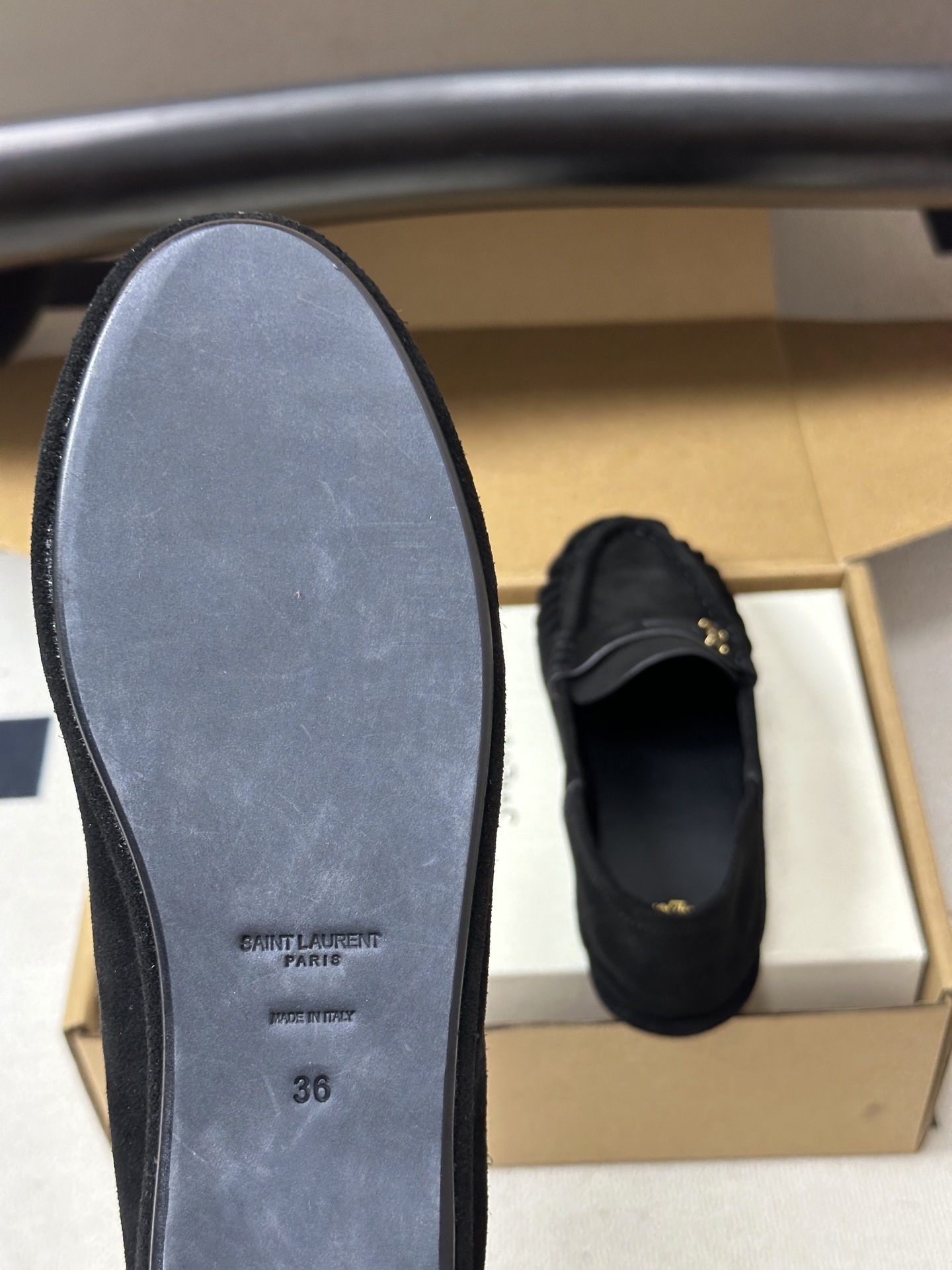 顶级品质 Saint Laurent 圣罗兰fw26 new arrival~ YSL LE LOAFER 踩跟懒人鞋 顶级品质 Saint Laurent 圣罗兰fw26 new arrival~ YSL LE LOAFER 踩跟懒人鞋