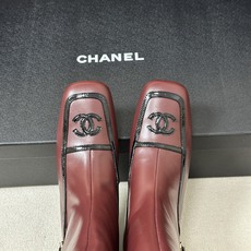 Chanel 香奈儿2026春夏新款 小香 26B走秀款经典双C电绣细高跟长靴方平头拼色后拉链平底/高跟弹力长靴 自带清 Chanel 香奈儿2026春夏新款 小香 26B走秀款经典双C电绣细高跟长靴方平头拼色后拉链平底/高跟弹力长靴 自带清