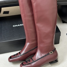 Chanel 香奈儿2026春夏新款 小香 26B走秀款经典双C电绣细高跟长靴方平头拼色后拉链平底/高跟弹力长靴 自带清 Chanel 香奈儿2026春夏新款 小香 26B走秀款经典双C电绣细高跟长靴方平头拼色后拉链平底/高跟弹力长靴 自带清