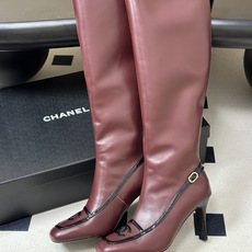 Chanel 香奈儿2026春夏新款 小香 26B走秀款经典双C电绣细高跟长靴方平头拼色后拉链平底/高跟弹力长靴 自带清 Chanel 香奈儿2026春夏新款 小香 26B走秀款经典双C电绣细高跟长靴方平头拼色后拉链平底/高跟弹力长靴 自带清