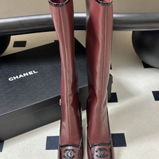 Chanel 香奈儿2026春夏新款 小香 26B走秀款经典双C电绣细高跟长靴方平头拼色后拉链平底/高跟弹力长靴 自带清 Chanel 香奈儿2026春夏新款 小香 26B走秀款经典双C电绣细高跟长靴方平头拼色后拉链平底/高跟弹力长靴 自带清