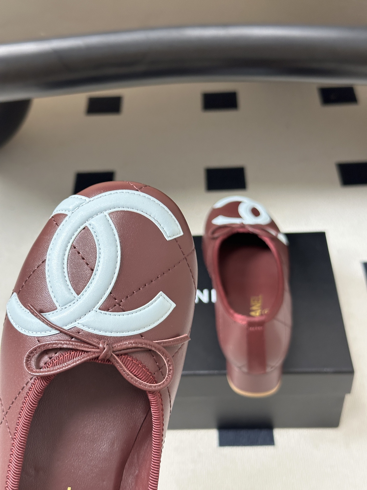 26P春夏新款Chanel 小香中古款康鹏2代真皮底系列芭蕾舞鞋大双C小粗跟单鞋经典蝴蝶结浅口单鞋 复古款来袭，好久不见