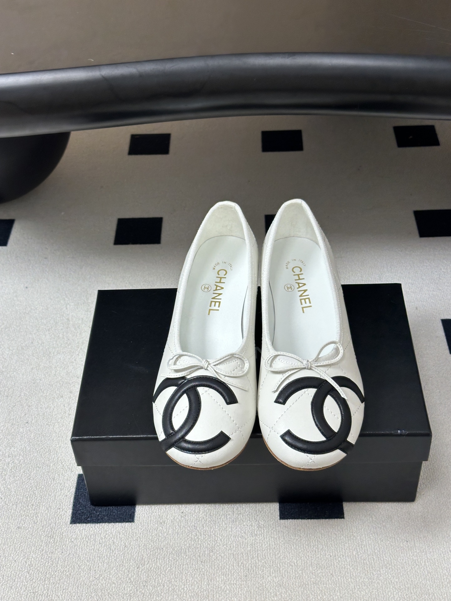 26P春夏新款Chanel 小香中古款康鹏2代真皮底系列芭蕾舞鞋大双C小粗跟单鞋经典蝴蝶结浅口单鞋 复古款来袭，好久不见