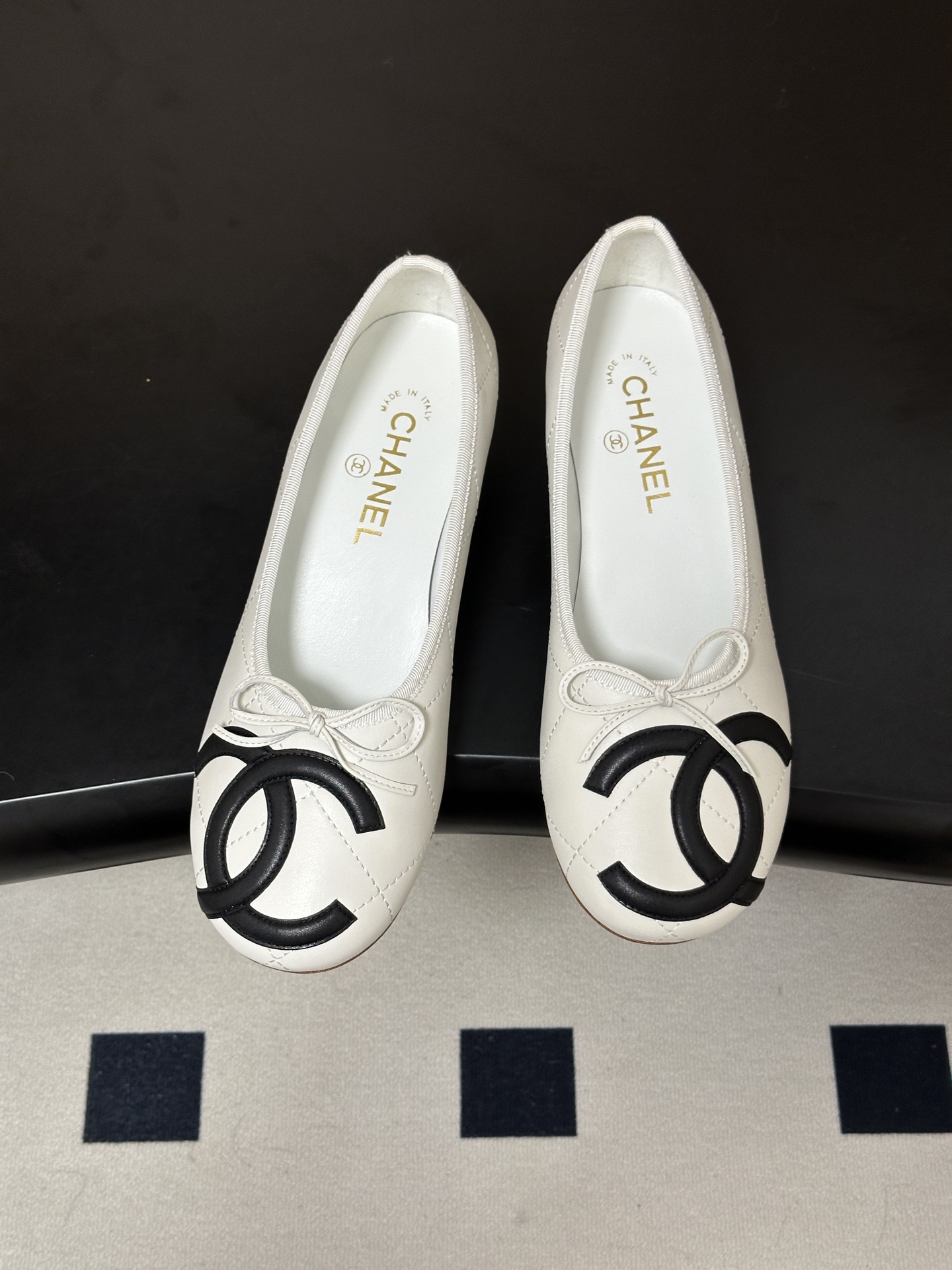 26P春夏新款Chanel 小香中古款康鹏2代真皮底系列芭蕾舞鞋大双C小粗跟单鞋经典蝴蝶结浅口单鞋 复古款来袭，好久不见