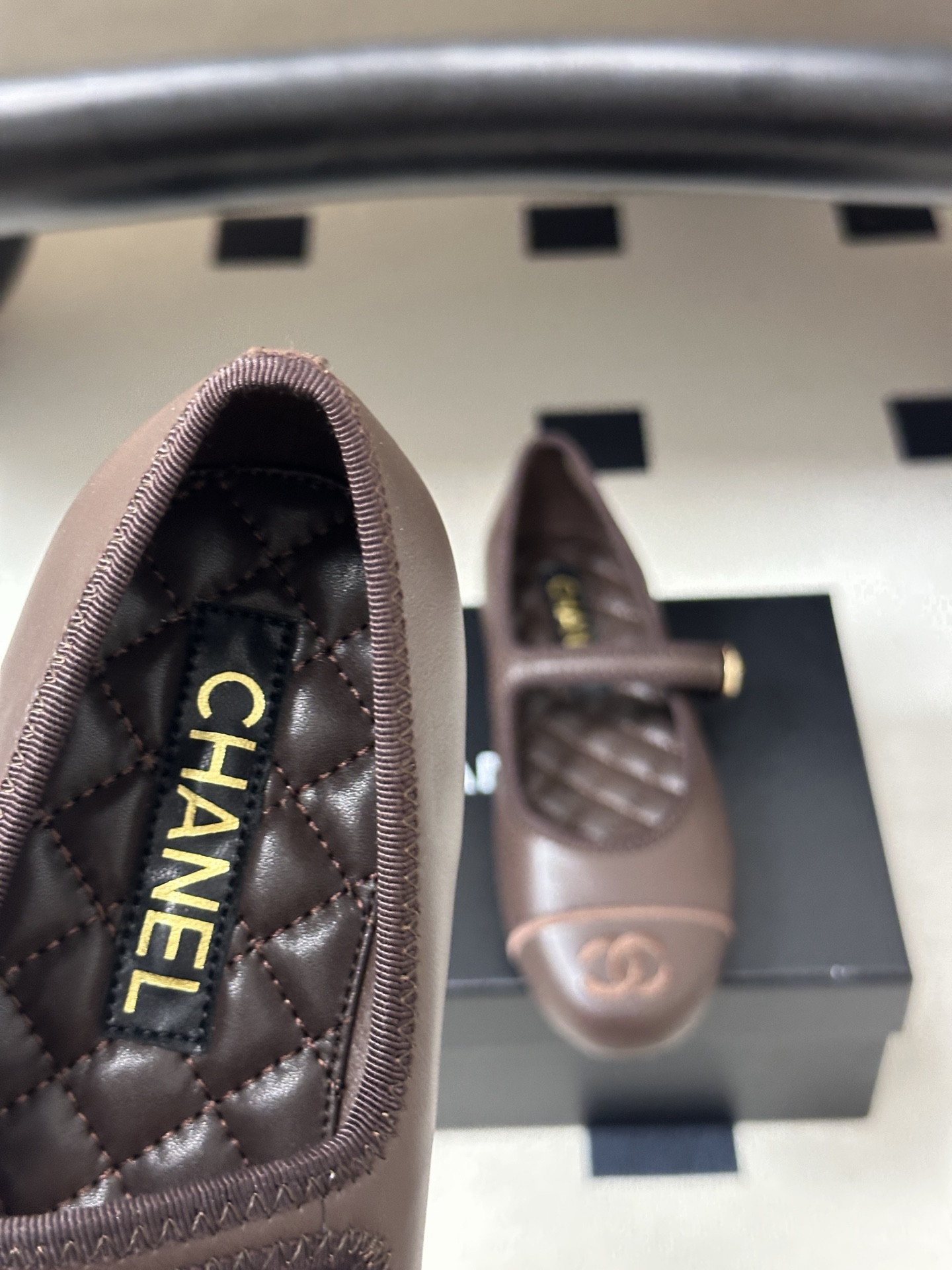 Chanel 香奈儿 小香 26B 最新配色 经典款搭扣菱格玛丽珍鞋平底双C电绣芭蕾舞鞋单鞋 这款玛丽珍 可爱到爆炸💥富