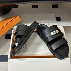 顶级品质(配高档飞机盒✈️) Hermes 爱马仕🐎 H家 Jackson 凉拖鞋系列最新二舅拖鞋 经典Kelly扣二舅 顶级品质(配高档飞机盒✈️) Hermes 爱马仕🐎 H家 Jackson 凉拖鞋系列最新二舅拖鞋 经典Kelly扣二舅