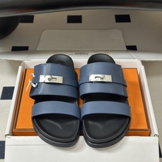 顶级品质(配高档飞机盒✈️) Hermes 爱马仕🐎 H家 Jackson 凉拖鞋系列最新二舅拖鞋 经典Kelly扣二舅 顶级品质(配高档飞机盒✈️) Hermes 爱马仕🐎 H家 Jackson 凉拖鞋系列最新二舅拖鞋 经典Kelly扣二舅