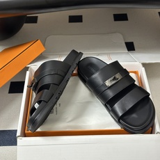 顶级品质(配高档飞机盒✈️) Hermes 爱马仕🐎 H家 Jackson 凉拖鞋系列最新二舅拖鞋 经典Kelly扣二舅 顶级品质(配高档飞机盒✈️) Hermes 爱马仕🐎 H家 Jackson 凉拖鞋系列最新二舅拖鞋 经典Kelly扣二舅