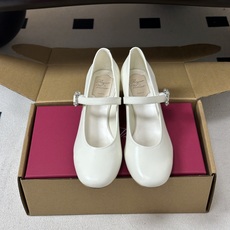 顶级品质(莞产) 2026早秋新款 Roger vivier 罗杰维维亚 RV Efflorescence 玛丽珍高跟鞋 顶级品质(莞产) 2026早秋新款 Roger vivier 罗杰维维亚 RV Efflorescence 玛丽珍高跟鞋