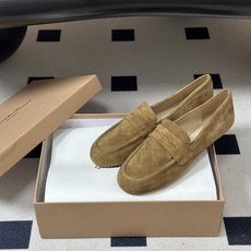 Gianvito Rossi 26 早秋新款 罗西GR 芭蕾舞鞋薄底超软浅口单鞋平底复古麂皮绒面乐福鞋 轻盈生趣,姿态自 Gianvito Rossi 26 早秋新款 罗西GR 芭蕾舞鞋薄底超软浅口单鞋平底复古麂皮绒面乐福鞋 轻盈生趣,姿态自