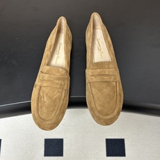 Gianvito Rossi 26 早秋新款 罗西GR 芭蕾舞鞋薄底超软浅口单鞋平底复古麂皮绒面乐福鞋 轻盈生趣,姿态自 Gianvito Rossi 26 早秋新款 罗西GR 芭蕾舞鞋薄底超软浅口单鞋平底复古麂皮绒面乐福鞋 轻盈生趣,姿态自
