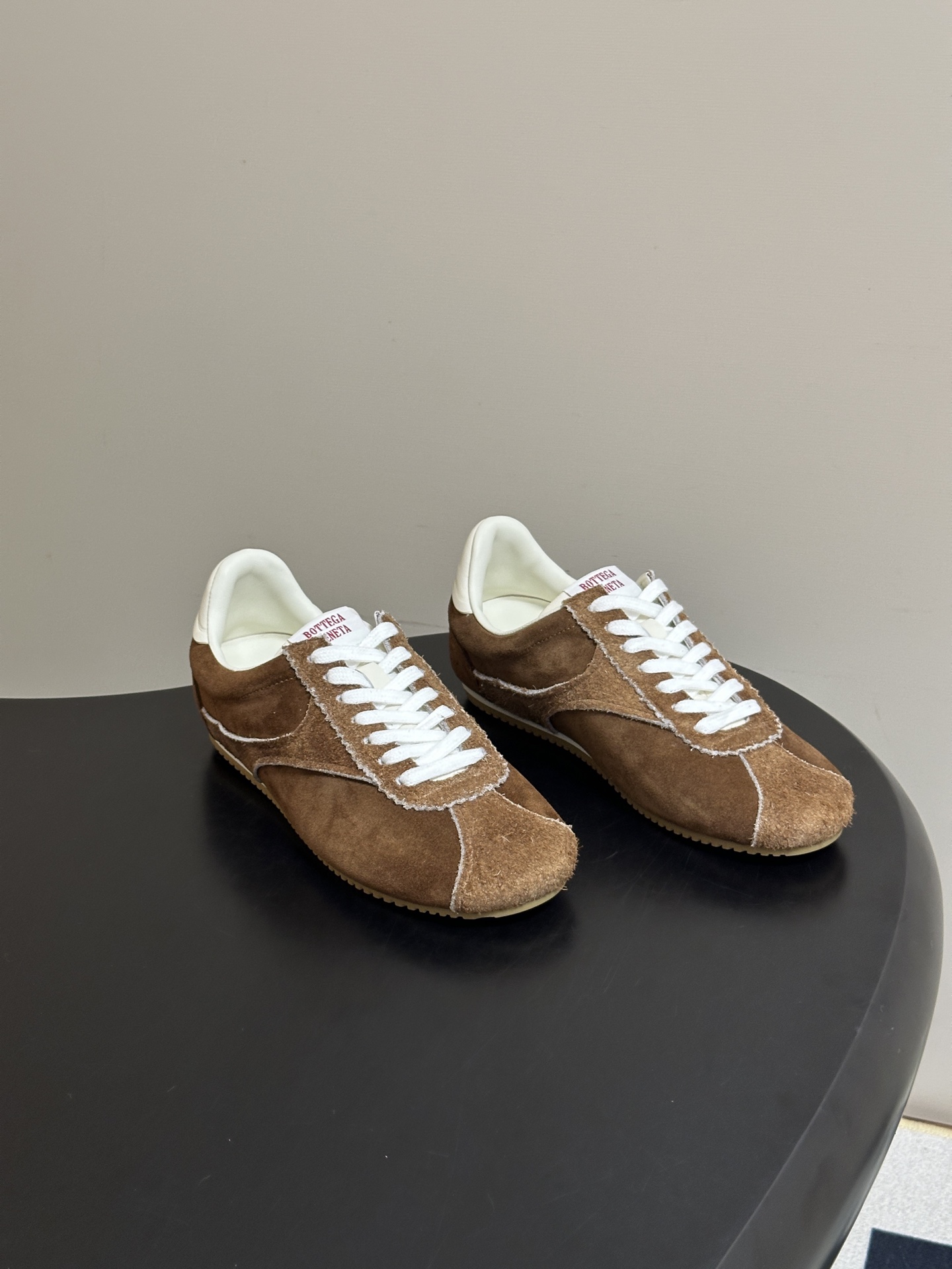 男码➕10 Bottega Veneta BV葆蝶家 26ss 早秋新款 复古阿甘鞋 老钱风系带德训鞋休闲运动鞋情侣款 