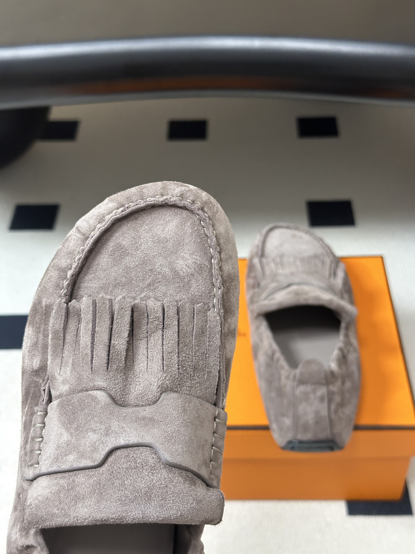顶级品质 Hermes 爱马仕🐎H家 26s 早秋新款Nod乐福鞋系列麂皮绒面圆头复古老钱风乐福鞋流苏勃肯风平底休闲鞋 