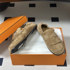 顶级品质 Hermes 爱马仕🐎H家 26s 早秋新款Nod乐福鞋系列麂皮绒面圆头复古老钱风乐福鞋流苏勃肯风平底休闲鞋 顶级品质 Hermes 爱马仕🐎H家 26s 早秋新款Nod乐福鞋系列麂皮绒面圆头复古老钱风乐福鞋流苏勃肯风平底休闲鞋