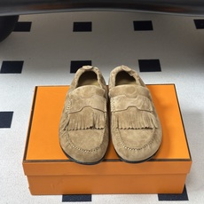 顶级品质 Hermes 爱马仕🐎H家 26s 早秋新款Nod乐福鞋系列麂皮绒面圆头复古老钱风乐福鞋流苏勃肯风平底休闲鞋 顶级品质 Hermes 爱马仕🐎H家 26s 早秋新款Nod乐福鞋系列麂皮绒面圆头复古老钱风乐福鞋流苏勃肯风平底休闲鞋