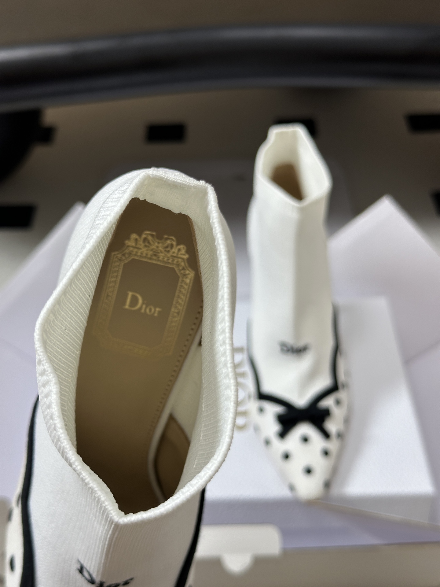 顶级品质（配高档飞机盒✈️） 26ss春夏新款Dior 迪奥 Romance 高跟靴蝴蝶结PolkaDior图案刺绣波点