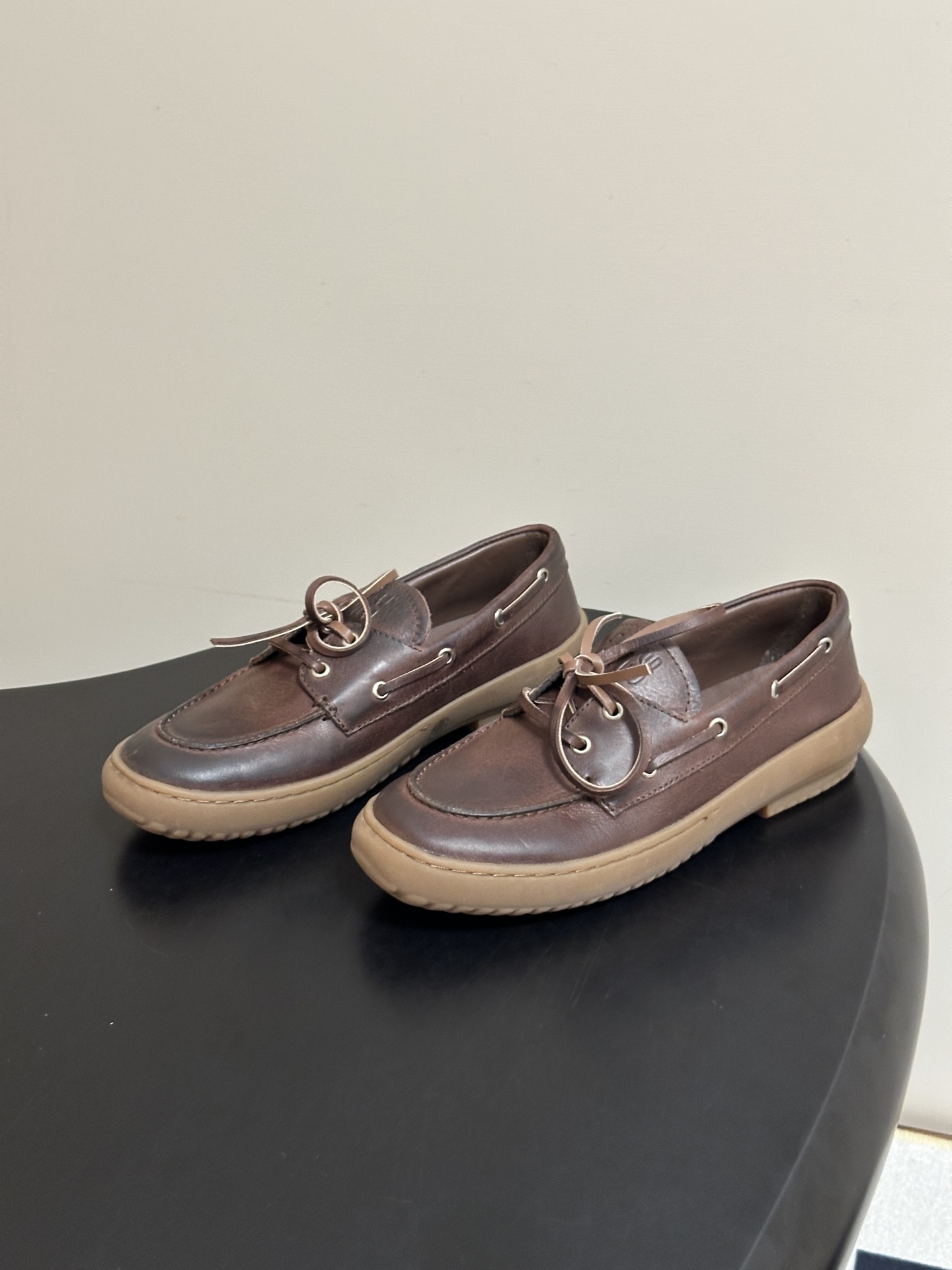 26ss 早秋新款MIUMIU 缪缪 英伦风圆头芭蕾舞鞋学院风复古绑带平底休闲单鞋系带乐福鞋 Miu Miu芭蕾鞋时髦又