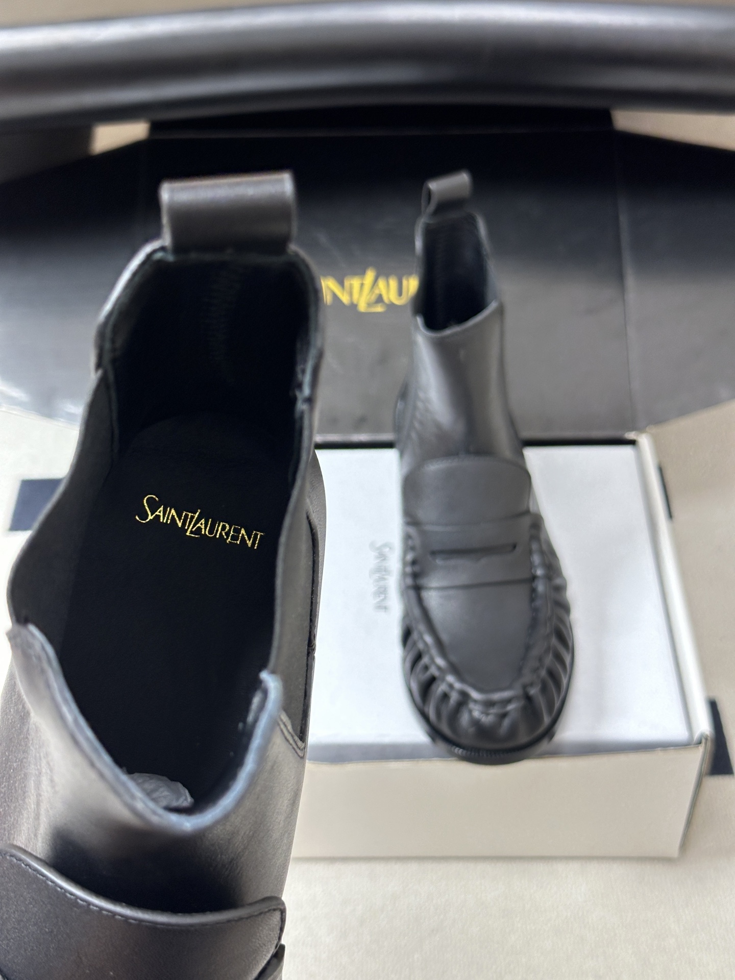 Saint Laurent 圣罗兰fw26 new arrival~ YSL LE LOAFER 短靴系列 26Fw春 Saint Laurent 圣罗兰fw26 new arrival~ YSL LE LOAFER 短靴系列 26Fw春