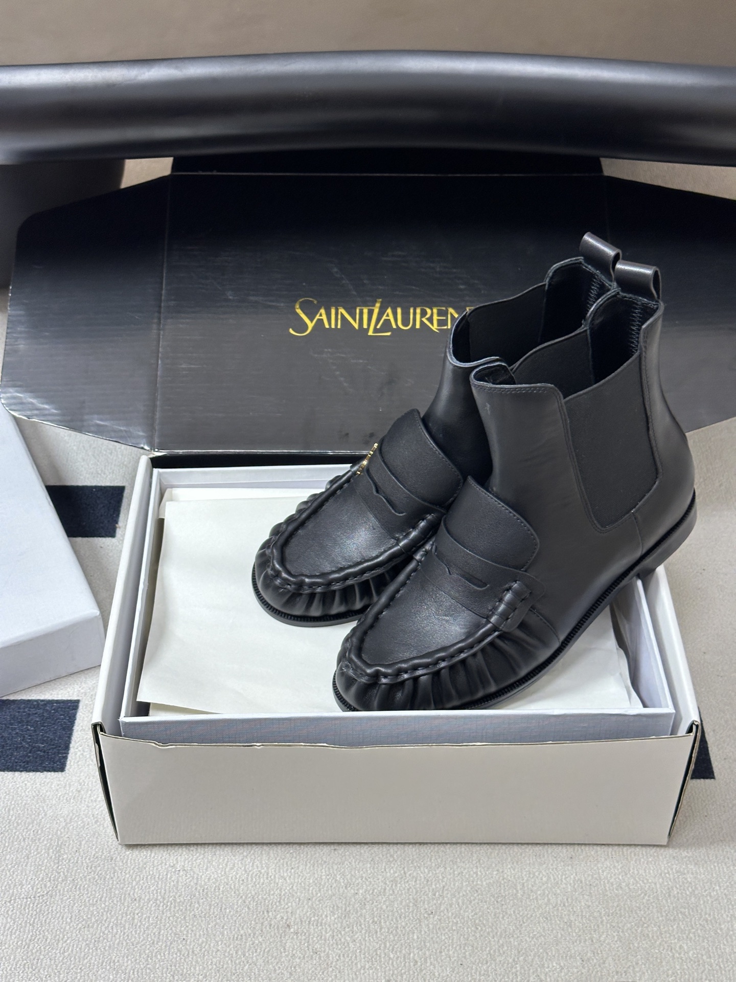 Saint Laurent 圣罗兰fw26 new arrival~ YSL LE LOAFER 短靴系列 26Fw春 Saint Laurent 圣罗兰fw26 new arrival~ YSL LE LOAFER 短靴系列 26Fw春
