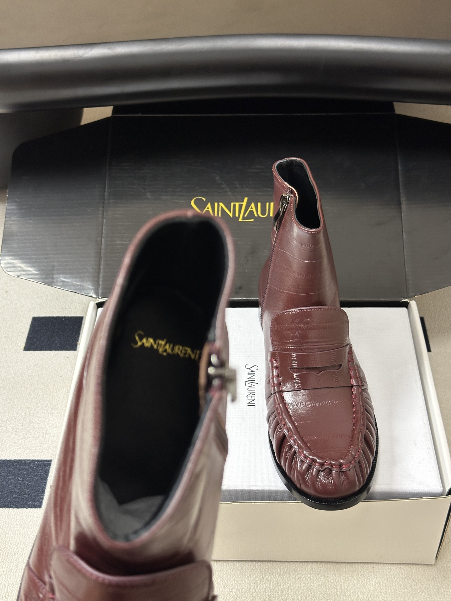 Saint Laurent 圣罗兰fw26 new arrival~ YSL LE LOAFER 短靴系列 26Fw春 Saint Laurent 圣罗兰fw26 new arrival~ YSL LE LOAFER 短靴系列 26Fw春