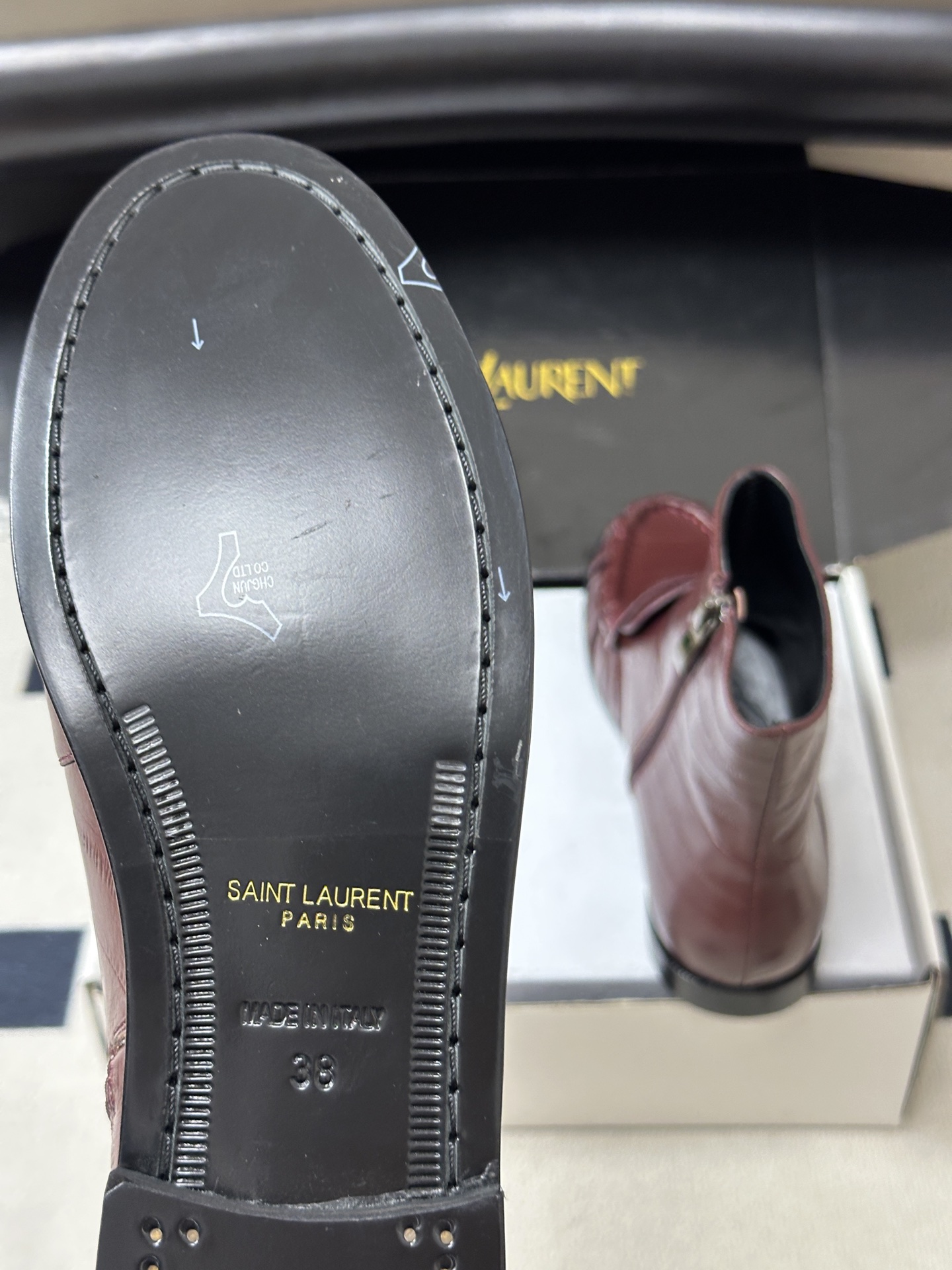 Saint Laurent 圣罗兰fw26 new arrival~ YSL LE LOAFER 短靴系列 26Fw春 Saint Laurent 圣罗兰fw26 new arrival~ YSL LE LOAFER 短靴系列 26Fw春