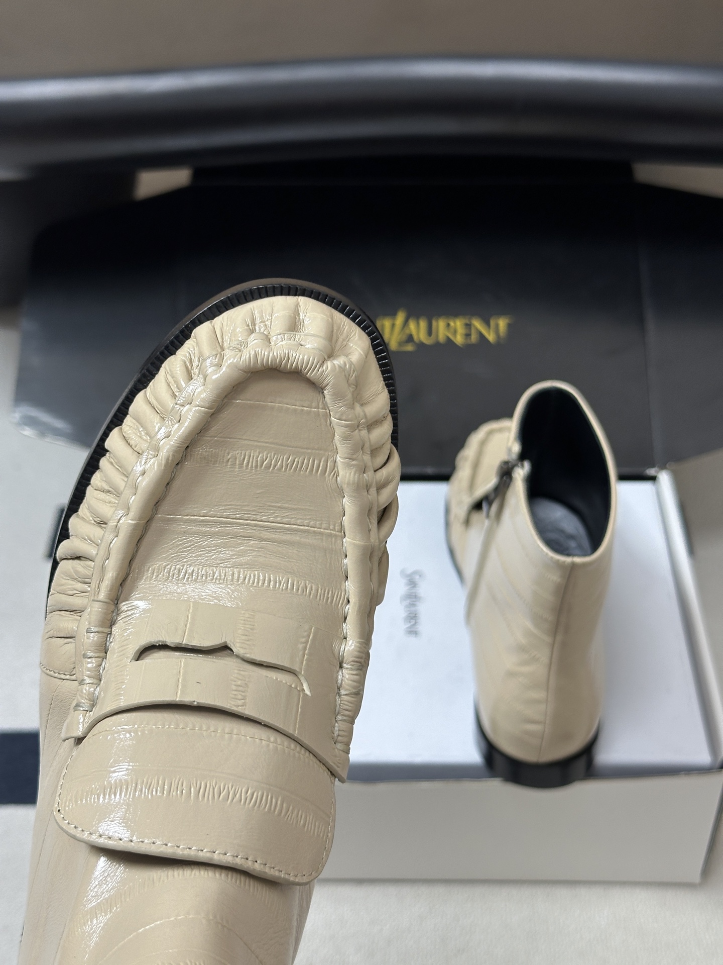 Saint Laurent 圣罗兰fw26 new arrival～  YSL LE LOAFER 短靴系列 26Fw春