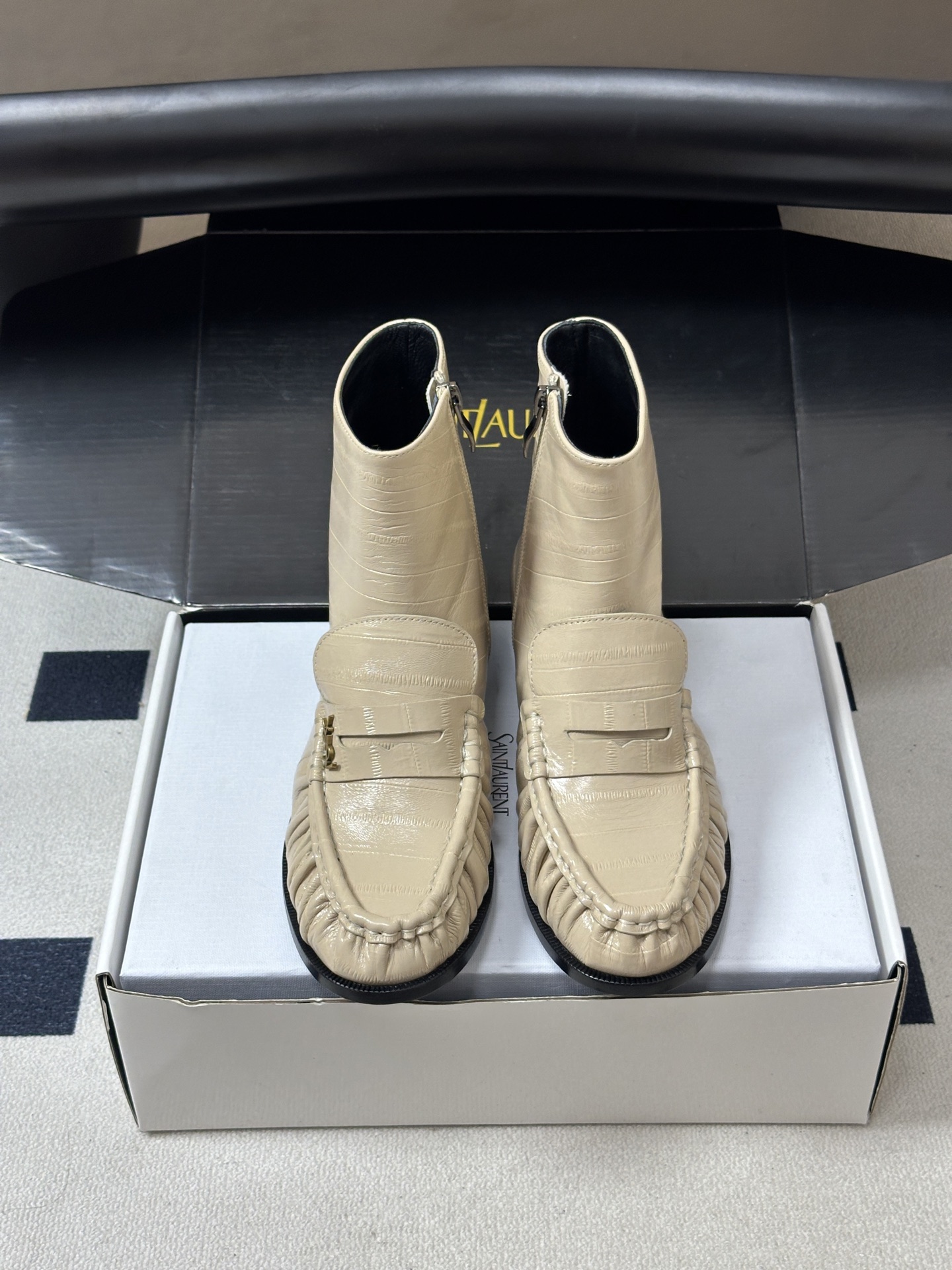 Saint Laurent 圣罗兰fw26 new arrival～  YSL LE LOAFER 短靴系列 26Fw春