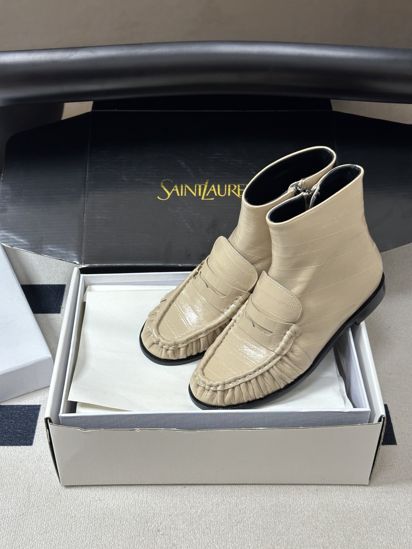 Saint Laurent 圣罗兰fw26 new arrival～  YSL LE LOAFER 短靴系列 26Fw春