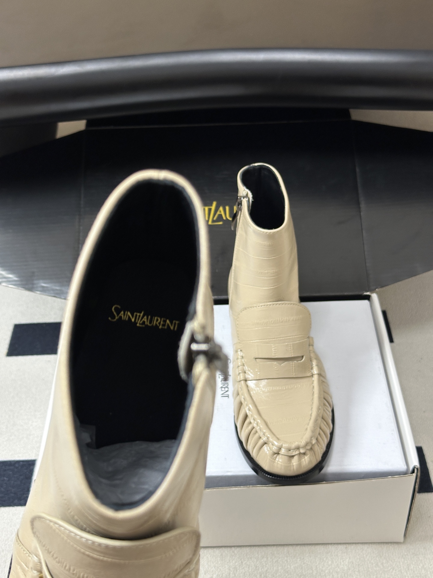 Saint Laurent 圣罗兰fw26 new arrival～  YSL LE LOAFER 短靴系列 26Fw春