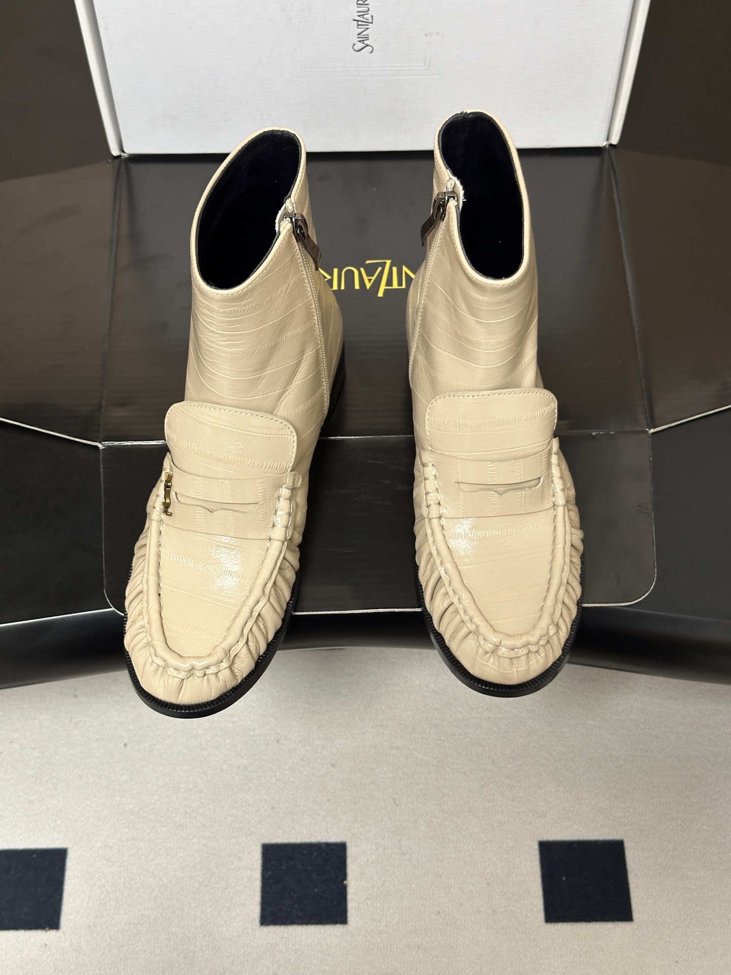 Saint Laurent 圣罗兰fw26 new arrival～  YSL LE LOAFER 短靴系列 26Fw春