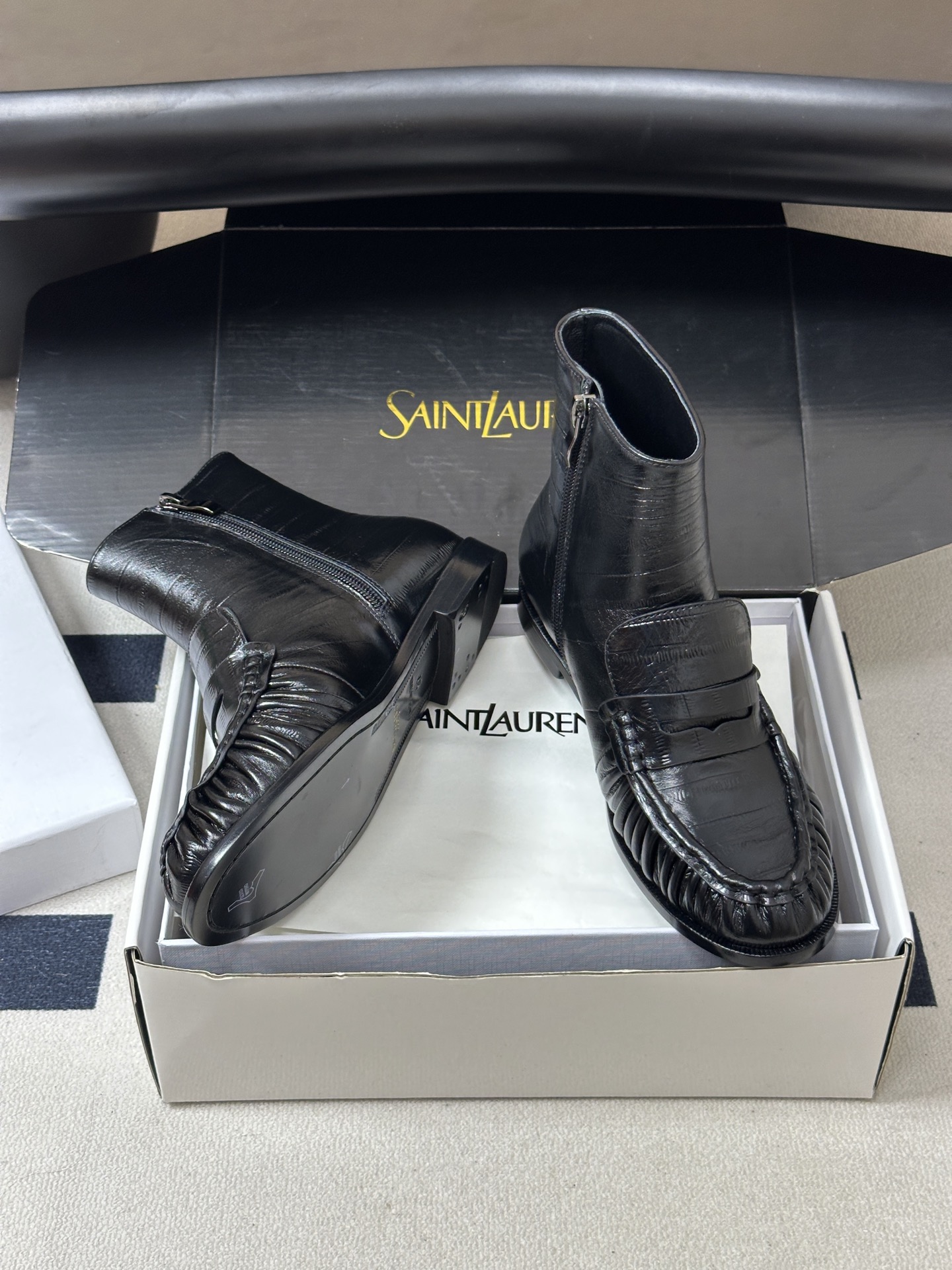 Saint Laurent 圣罗兰fw26 new arrival～  YSL LE LOAFER 短靴系列 26Fw春
